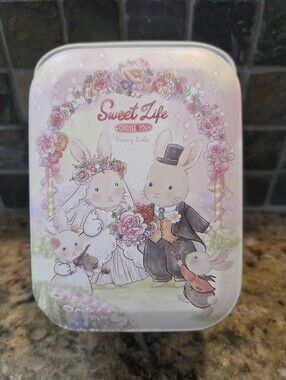 Sweet life Bunny Lulu Wedding Gift Tin No Key Ring Plush Empty Storage Tin
